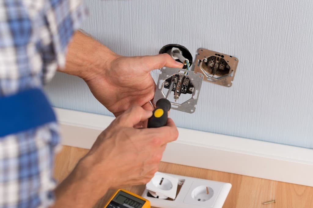 Hausmeisterservice Wiefarn