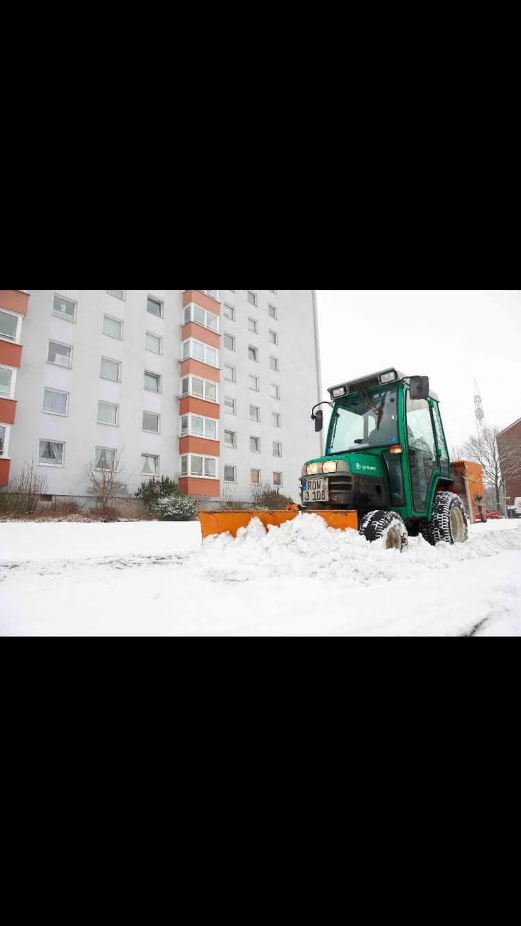 BORMANN - Gebäudereinigung, Gartenpflege, Abrissarbeiten, Winterdienst, Entrümpelung, Bauhelfer Bielefeld, Herford, Gütersloh